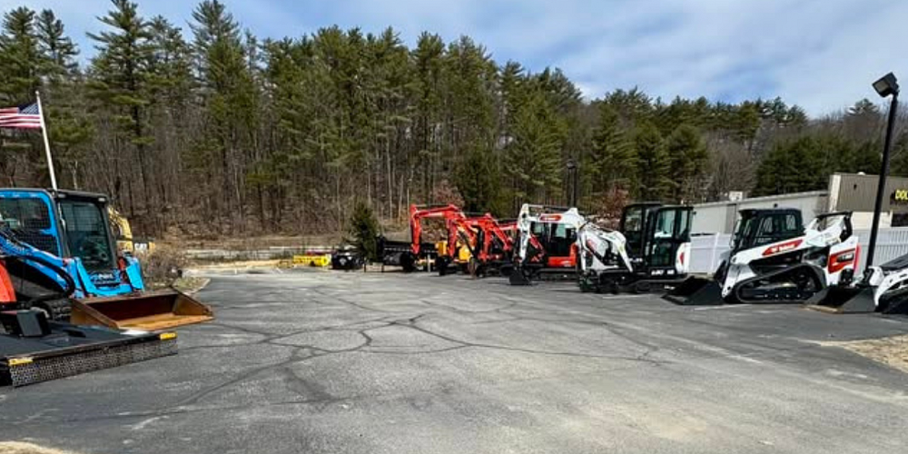Excavators and Skidsteer Equipment